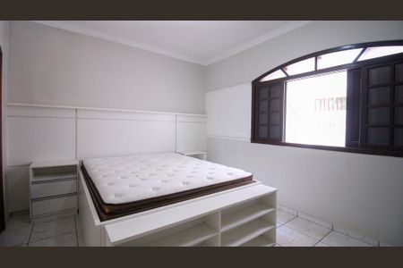Casa para alugar com 2 quartos, 120m² em Cidade Satelite Santa Barbara, São Paulo