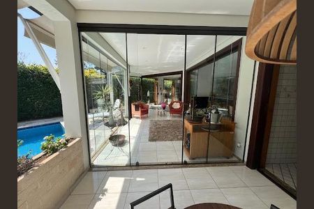Casa à venda com 3 quartos, 457m² em Residencial das Estrelas, Barueri