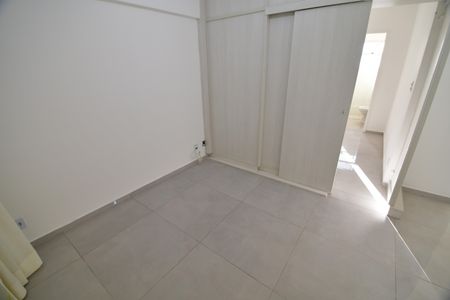 Sala de apartamento para alugar com 1 quarto, 40m² em Centro, Campinas