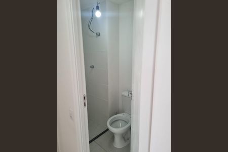 Banheiro de apartamento para alugar com 2 quartos, 33m² em Várzea da Barra Funda, São Paulo