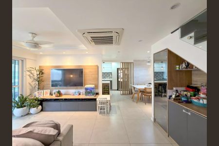 Apartamento à venda com 196m², 3 quartos e 2 vagas