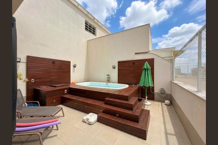 Apartamento à venda com 196m², 3 quartos e 2 vagas