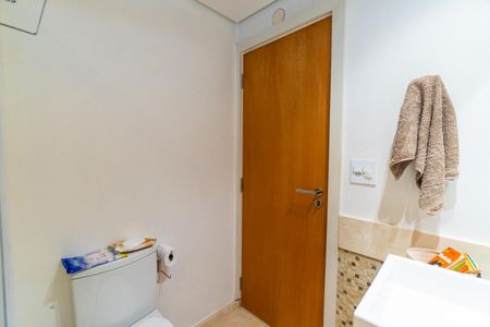 Apartamento à venda com 72m², 2 quartos e 2 vagas Apartamento à venda com 72m², 2 quartos e 2 vagasBanheiro SocialBanheiro Social