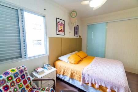 Apartamento à venda com 72m², 2 quartos e 2 vagas Apartamento à venda com 72m², 2 quartos e 2 vagasSuite