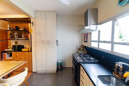 Apartamento à venda com 72m², 2 quartos e 2 vagas Apartamento à venda com 72m², 2 quartos e 2 vagasCozinha