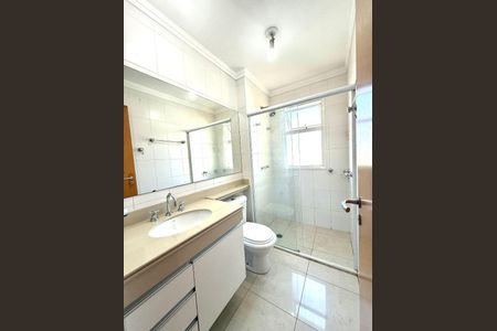 Apartamento para alugar com 133m², 3 quartos e 2 vagas