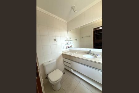 Apartamento para alugar com 133m², 3 quartos e 2 vagas