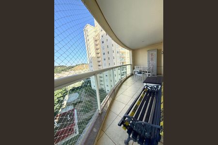 Apartamento para alugar com 133m², 3 quartos e 2 vagas