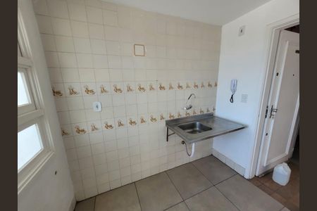 Cozinha de apartamento para alugar com 1 quarto, 40m² em Cavalhada, Porto Alegre