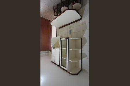 Apartamento para alugar com 147m², 4 quartos e 2 vagasCozinha