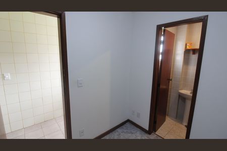 Apartamento para alugar com 147m², 4 quartos e 2 vagasQuarto de Serviço