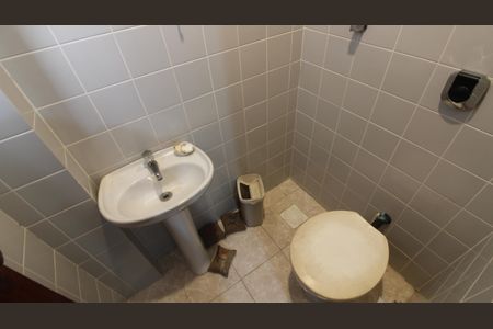 Apartamento para alugar com 147m², 4 quartos e 2 vagasBanheiro de serviço