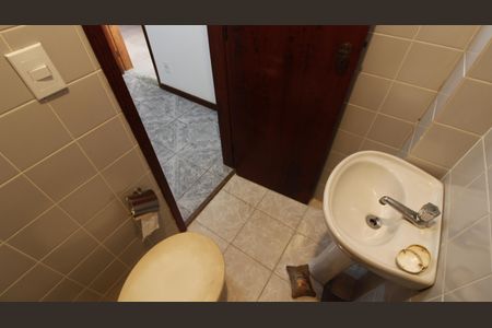 Apartamento para alugar com 147m², 4 quartos e 2 vagasBanheiro de serviço