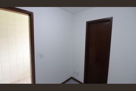 Apartamento para alugar com 147m², 4 quartos e 2 vagasQuarto de Serviço