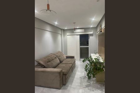 Apartamento para alugar com 77m², 2 quartos e 1 vaga
