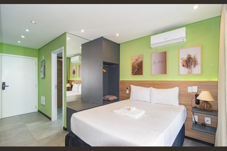 Quarto  de kitnet/studio para alugar com 1 quarto, 26m² em Vila Regente Feijó, São Paulo