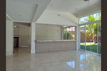 Casa de condomínio para alugar com 400m², 4 quartos e sem vaga