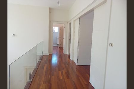 Casa de condomínio para alugar com 400m², 4 quartos e sem vaga