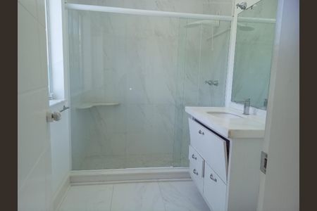 Casa de condomínio para alugar com 400m², 4 quartos e sem vaga