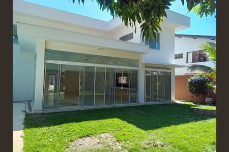 Casa de condomínio para alugar com 400m², 4 quartos e sem vaga