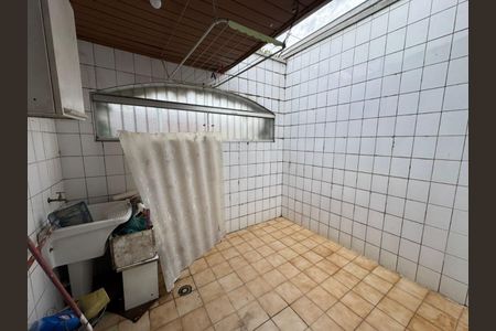 Casa à venda com 100m², 2 quartos e 1 vaga
