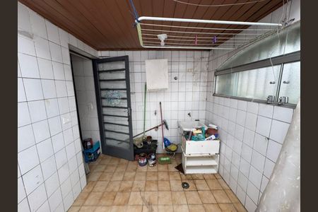 Casa à venda com 100m², 2 quartos e 1 vaga