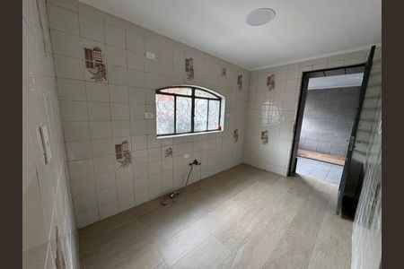 Casa à venda com 100m², 2 quartos e 1 vaga