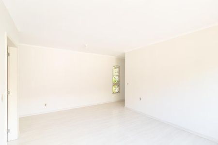 Sala de apartamento para alugar com 3 quartos, 50m² em Petrópolis, Porto Alegre