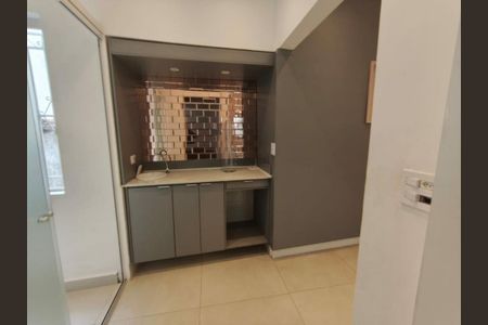 Casa à venda com 5 quartos, 320m² em Água Rasa, São Paulo