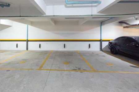 Apartamento para alugar com 147m², 3 quartos e 3 vagas Apartamento para alugar com 147m², 3 quartos e 3 vagasGaragem