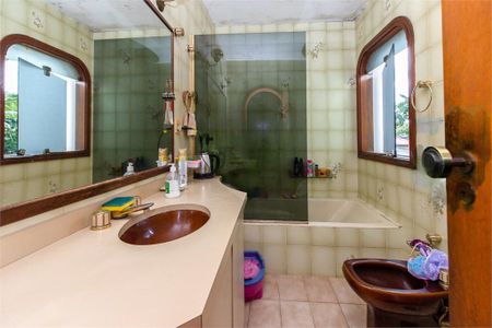 Casa à venda com 600m², 4 quartos e 4 vagas