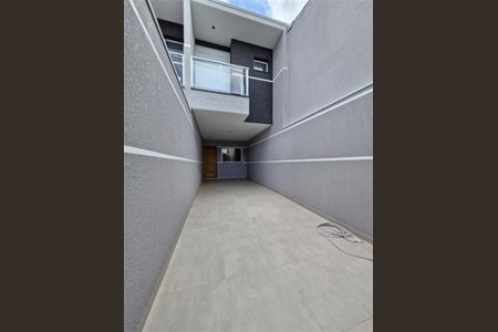 Casa à venda com 110m², 3 quartos e 2 vagas