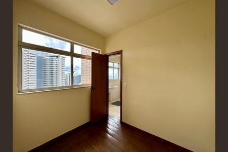 Apartamento à venda com 2 quartos, 80m² em Serra, Belo Horizonte