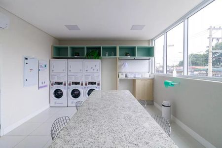 Apartamento para alugar com 34m², 1 quarto e sem vaga Apartamento para alugar com 34m², 1 quarto e sem vagaÁrea comum - Lavanderia