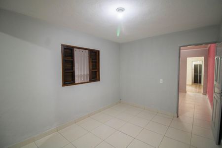 Sala de casa para alugar com 2 quartos, 56m² em Vila Santista, São Paulo