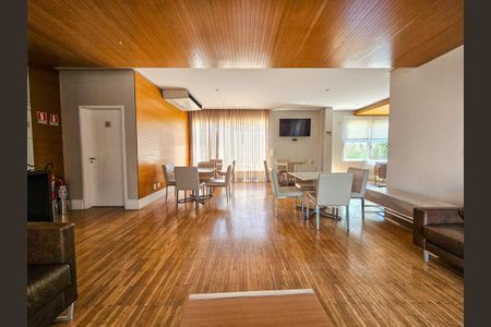 Apartamento para alugar com 140m², 3 quartos e 2 vagas Apartamento para alugar com 140m², 3 quartos e 2 vagasÁrea comum - Salão de festas