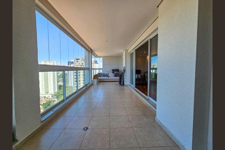 Apartamento para alugar com 140m², 3 quartos e 2 vagas Apartamento para alugar com 140m², 3 quartos e 2 vagasSacada