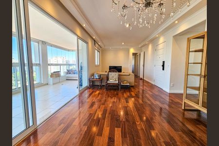 Apartamento para alugar com 140m², 3 quartos e 2 vagas Apartamento para alugar com 140m², 3 quartos e 2 vagasSala