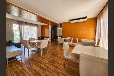 Apartamento para alugar com 140m², 3 quartos e 2 vagas Apartamento para alugar com 140m², 3 quartos e 2 vagasÁrea comum - Salão de festas