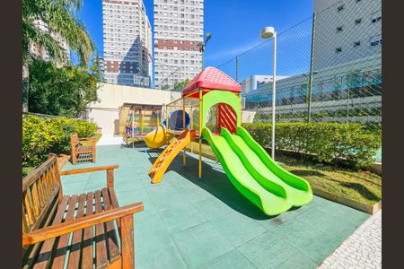 Apartamento para alugar com 140m², 3 quartos e 2 vagas Apartamento para alugar com 140m², 3 quartos e 2 vagasÁrea comum - Playground