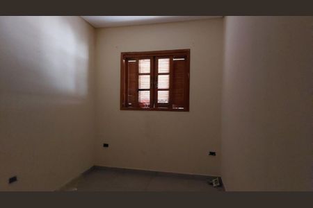 Casa à venda com 3 quartos, 110m² em Vila Mesquita, São Paulo