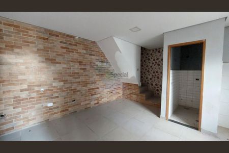 Casa à venda com 3 quartos, 110m² em Vila Mesquita, São Paulo