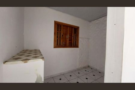 Casa à venda com 3 quartos, 110m² em Vila Mesquita, São Paulo