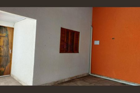 Casa à venda com 3 quartos, 110m² em Vila Mesquita, São Paulo