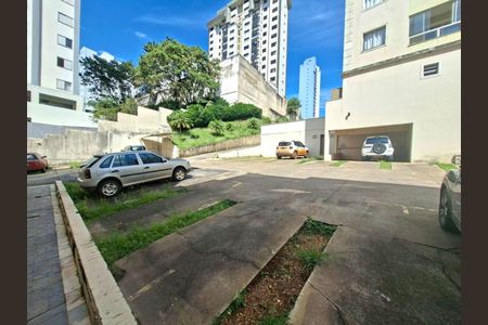 Apartamento à venda com 62m², 2 quartos e 1 vaga
