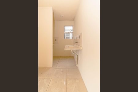 Cozinha de apartamento para alugar com 2 quartos, 65m² em Jardim do Salso, Porto Alegre