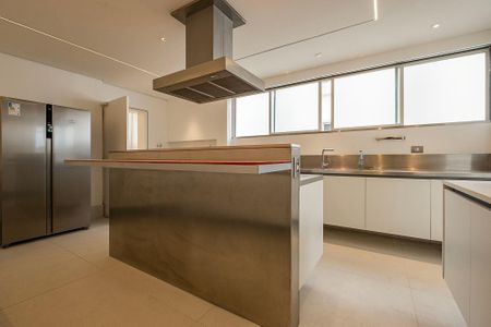 Apartamento à venda com 455m², 4 quartos e 4 vagas Apartamento à venda com 455m², 4 quartos e 4 vagasCozinha