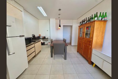 Cozinha de apartamento para alugar com 3 quartos, 118m² em Centro Histórico, Porto Alegre