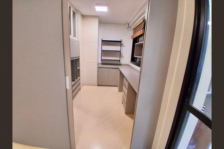 Apartamento para alugar com 70m², 2 quartos e 1 vaga