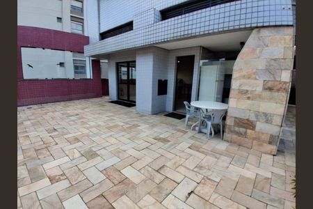 Apartamento para alugar com 70m², 2 quartos e 1 vaga